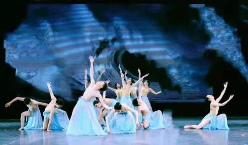 京島情海 入選廣西當代文學(xué)藝術(shù)創(chuàng)作工程三年規(guī)劃項目